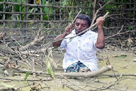 অভাবটা শুধু মাত্র হুইল চেয়ারের